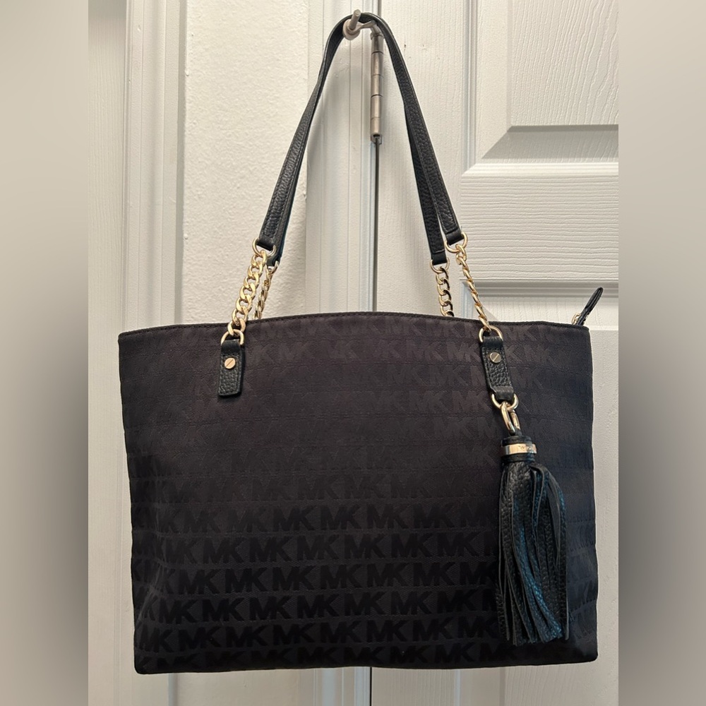 NWOT Black Michael Kors Fringe Tassel Bag